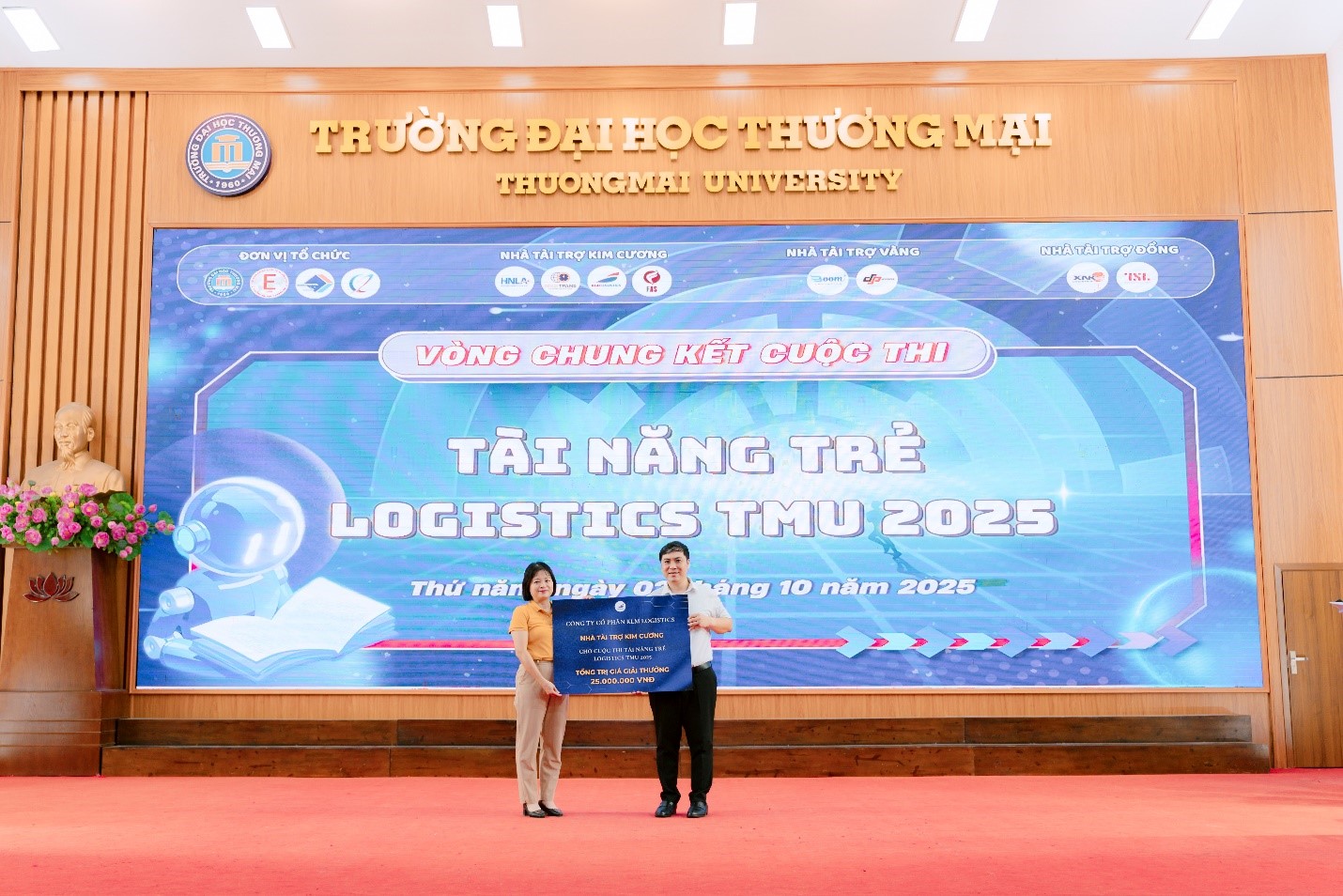 KLM Logistics tài trợ TMU cuộc thi Tài năng trẻ Logistics 2025