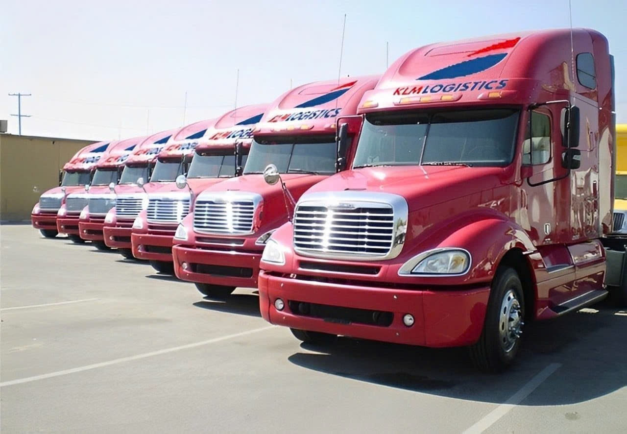 Vận chuyển nội địa và Dịch vụ kho bãi